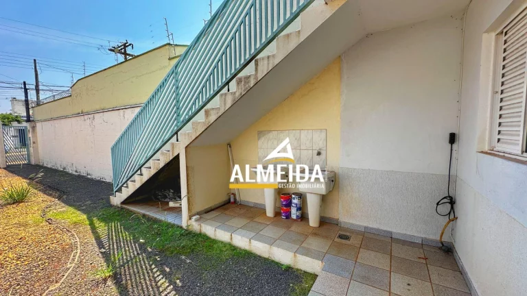 Imagem Kitnet com 4 dormitórios à venda, 130 m² por R$ 640.000 - Bela Vista - Rio Claro/SP