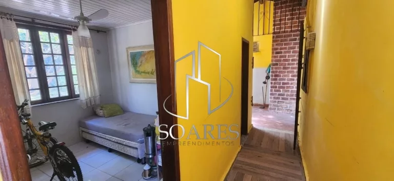 Imagem Casa ampla, estilo sitio em condominio fechado com piscina e campo - muita area verde