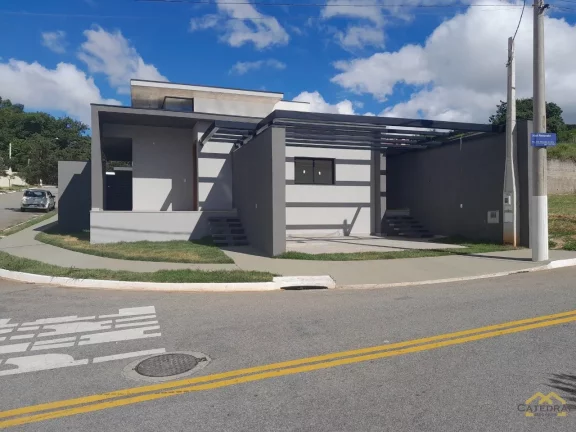 Imagem Casa térrea de esquina a venda no condomínio Villa Verde em Jundiaí.