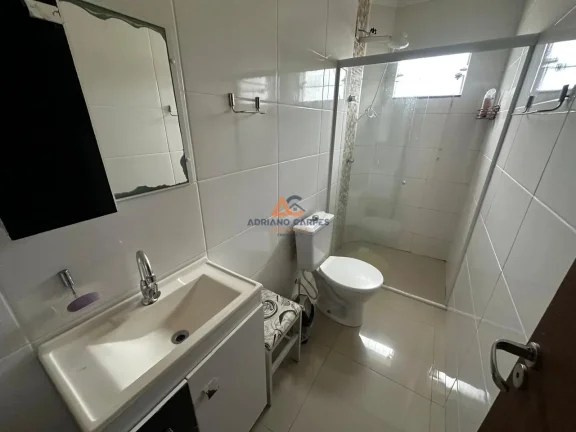 Imagem Apartamento com 2 quartos sendo 1 suíte, na Praia de Gravatá, Navegantes, próximo a praia. Adriano Carpes Imóveis vende.