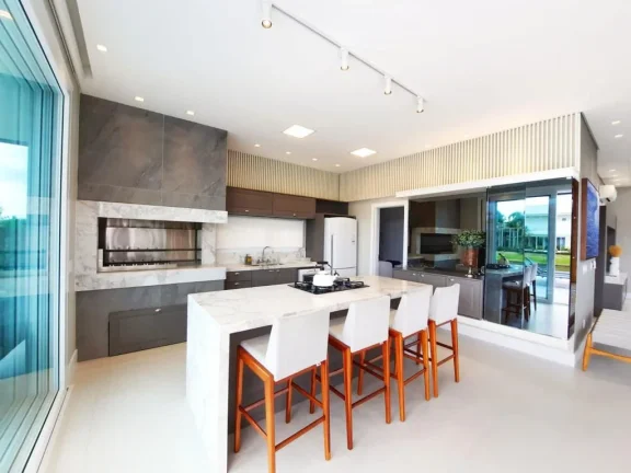 Imagem Casa em Condominio 5 Dormitórios - Bairro Centro