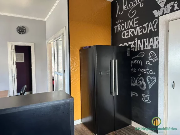 Imagem Linda casa moderna com 3 suítes e área de lazer com piscina em condomínio