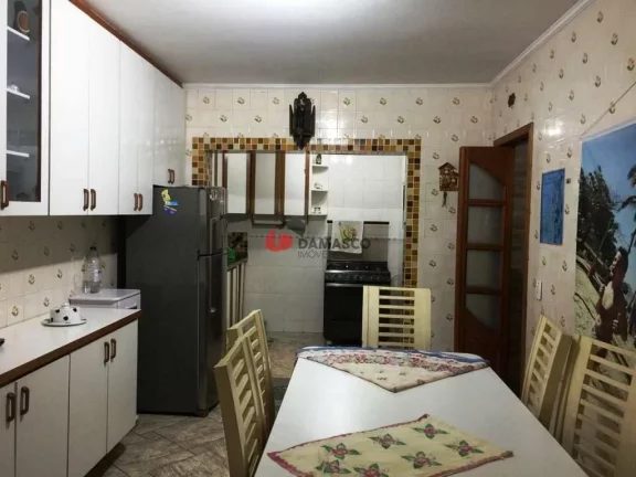 Imagem Sobrado à venda 2 Quartos, 2 Suites, 2 Vagas, 315M², Fundação, São Caetano do Sul - SP