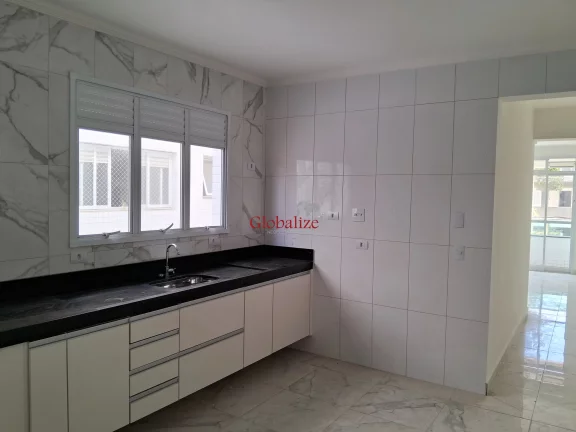 Imagem Belíssima casa alta Duplex em Santos na Ponta da Praia com duas garagens e churrasqueira a venda por R$ 990.000,00