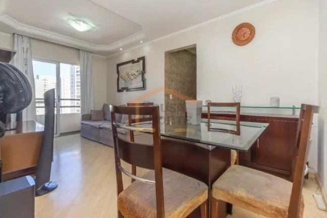 Imagem Apartamento de 61 m² com 2 dormitórios, sendo 1 suíte, 2 banheiros, sala para 2 ambientes com sac...