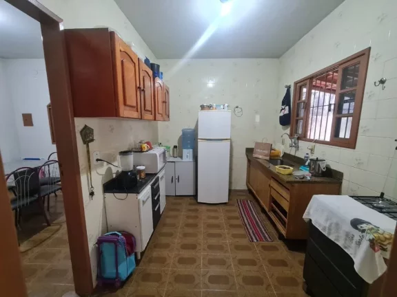Imagem CASA A VENDA COM 3 QUARTOS 1 SUÍTE MELHOR BAIRRO DE GUARAPRI ES