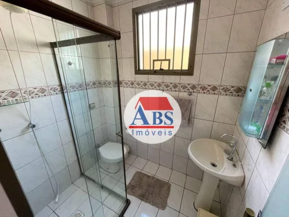 Imagem Sobrado com 3 dormitórios à venda, 165 m² por R$ 560.000,00 - Vila Nova - Cubatão/SP