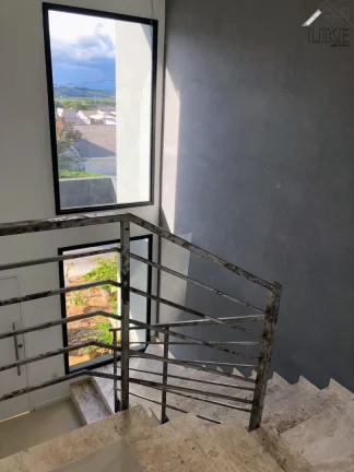 Imagem Oportunidade única: Casa em Condomínio no GOLDEN PARK, Jacareí - Conforto e segurança garantidos!