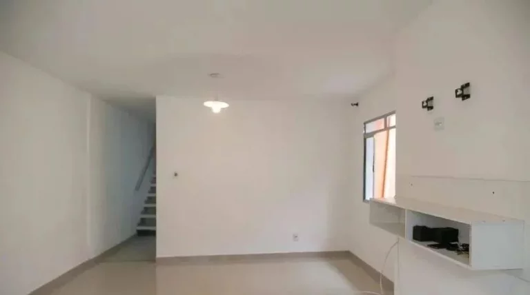 Imagem Sobrado com 3 dormitórios à venda, 130 m² por R$ 650.000,00 - Jardim Aliança - Guarulhos/SP