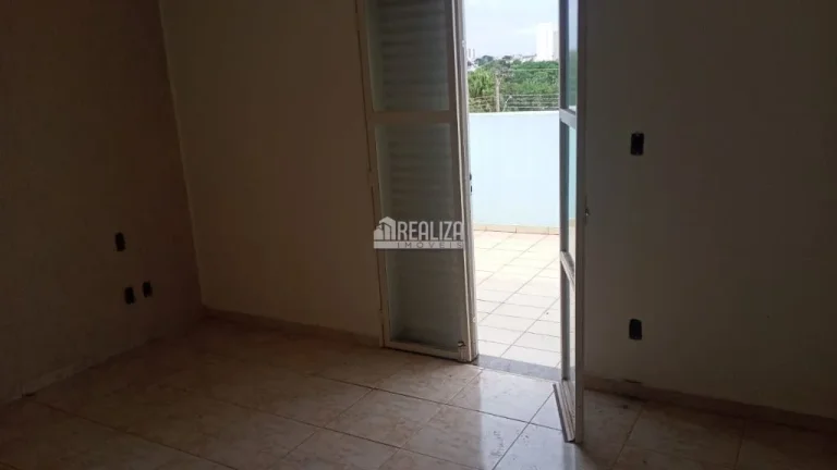 Imagem Casa à venda: 3 dormitórios, suíte, e muito mais no bairro Residencial Estados Unidos, em Uberaba