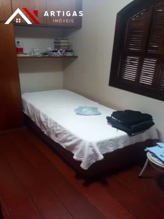 Imagem Sobrado á venda ou locação na Rua Cambará Vila Bertiga 350m²