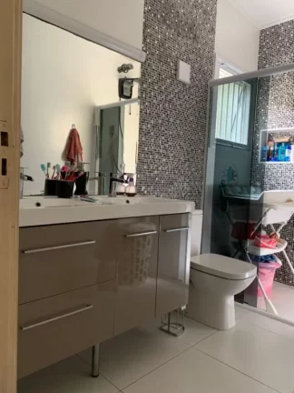 Imagem Casa com 2 dormitórios à venda, 129 m² por R$ 650.000,00 - Vila Amorim - Suzano/SP