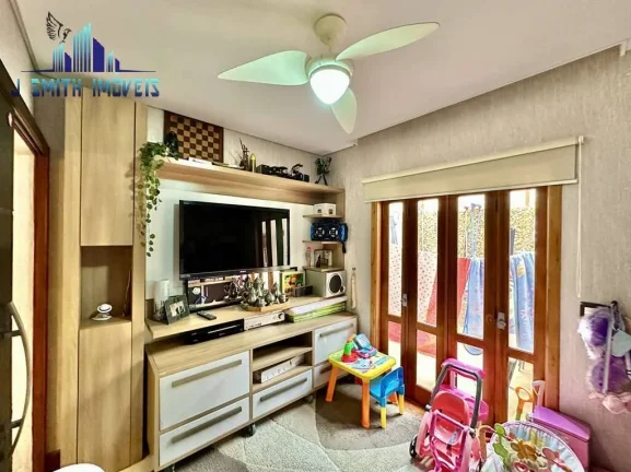 Imagem Sobrado 3dorms. 1suíte, escritório, ar-condicionado, lareira! Cond. Lazer