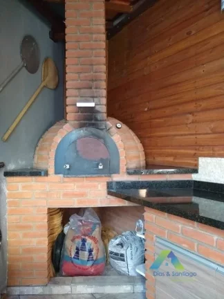 Imagem Casa linda, com móveis planejados em todos os ambientes e um excelente espaço Gourmet para pizza e churrasco, 10 minutos a pé do metrô Conceição.