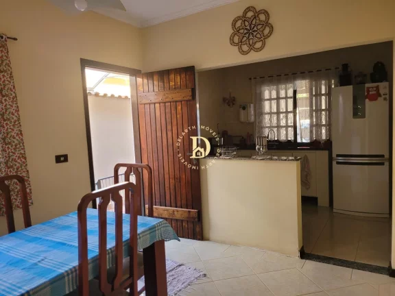 Imagem Casa - Jardim Souto - SJCampos - 02 Dormitórios (01 Suíte) - 252m²
