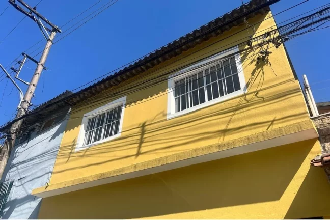 Imagem Casas em Frente Cemitério Lapa