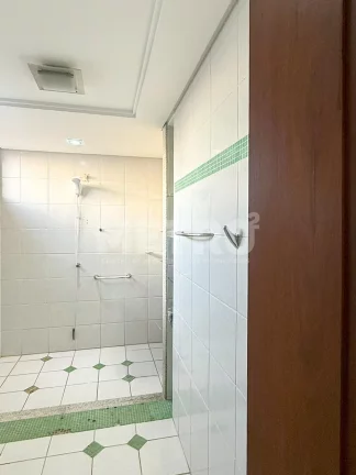 Imagem Apartamento à venda no Edf. Saphira, 3 suítes, vista para o Rio, Orla, Petrolina