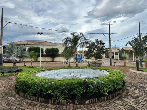 Imagem Casa com 3 dormitórios à venda, 73 m² por R$ 430.000,00 - Araporã - Araporã/MG