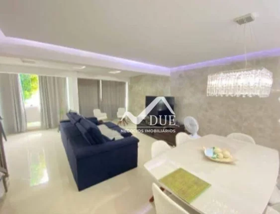 Imagem Casa com 4 dormitórios à venda, 212 m² por R$ 1.380.000,00 - Aparecida - Santos/SP