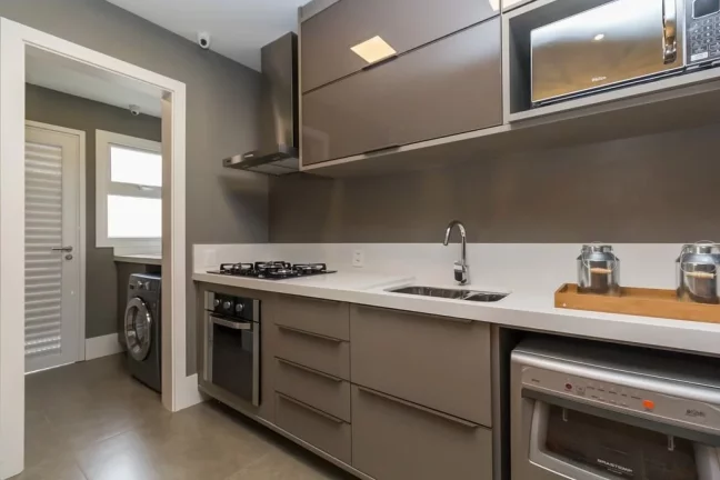 Imagem Euroville - Casa à venda no bairro Vila Nova - Porto Alegre/RS