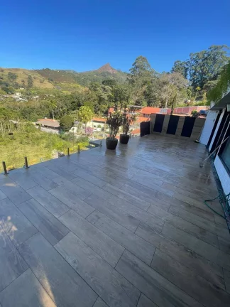 Imagem VENDO ESTA CASA DE ALTO PADRÃO NO BAIRRO: CÔNEGO - NOVA FRIBURGO RJ.