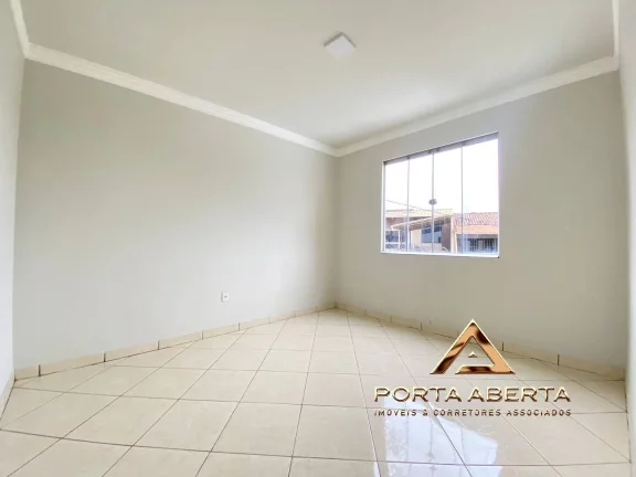 Imagem Casa duplex meio lote Cidade Nova - cod 1540