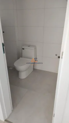 Imagem Sobrado de alto padrão, pronto para morar no bairro Meia Praia em Navegantes a venda com Adriano Carpes Imóveis