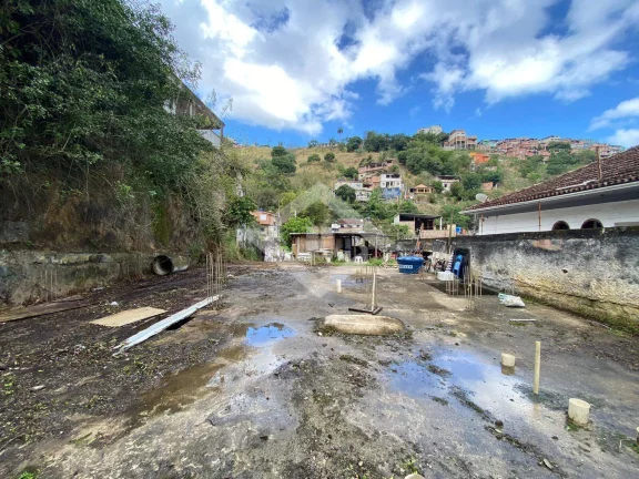 Imagem Terreno Ideal para Investimento no Centro de Martins Torres –