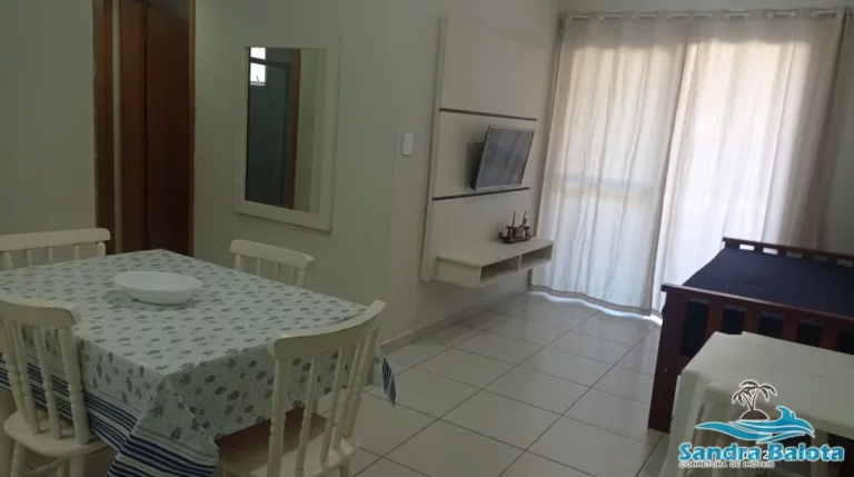 Imagem Apartamento à 200 metros da Praia Grande/Ubatuba