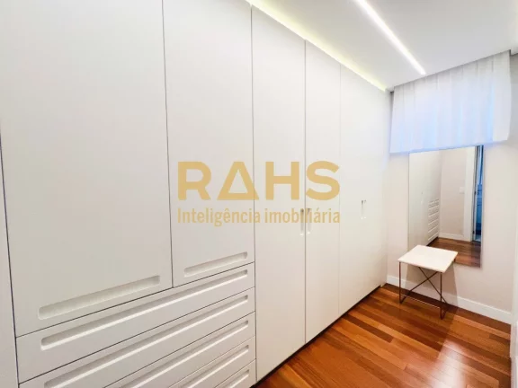 Imagem Apartamento de alto luxo na melhor região do bairro Atiradores. Com 198m², o apartamento foi total...