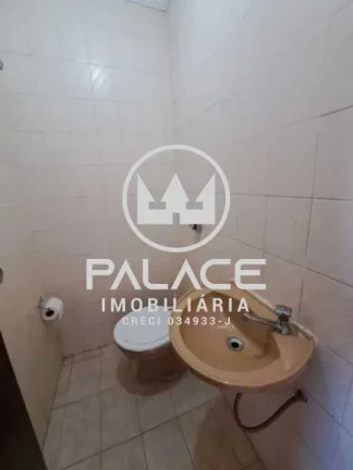 Imagem Lindo apartamento em uma localização privilegiada, próximo a supermercados, farmácias, padarias,...