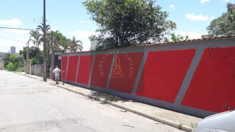 Imagem CHÁCARA 1.560M2 COM RESIDÊNCIA + GALPÃO 130M2 / EM ÁREA URBANA / DOC.100%