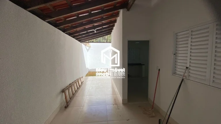 Imagem QR 609 Samambaia Norte 2 Quartos 4 Vagas 90m² Porcelanato Portão Área de Serviço