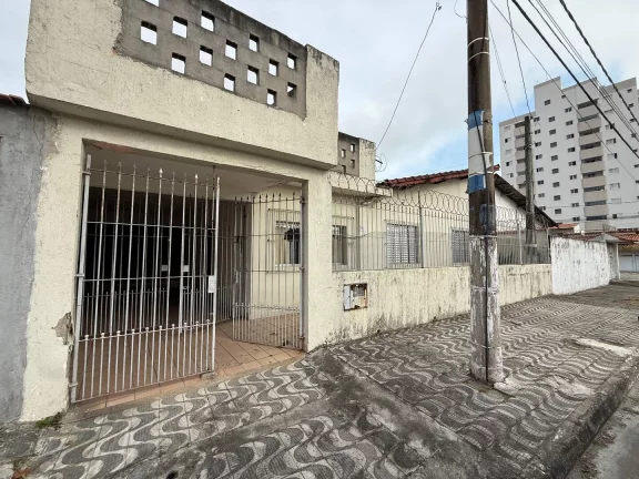 Imagem Ótima casa com dois dormitórios na Guilhermina - Praia Grande.
