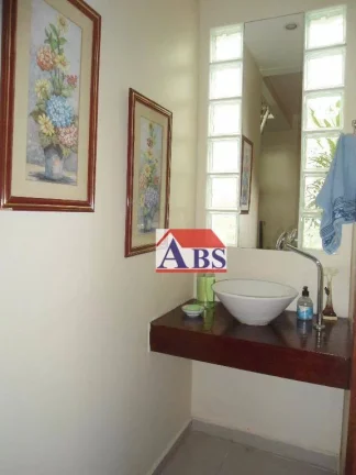 Imagem Sobrado com 3 dormitórios à venda, 142 m² por R$ 595.000,00 - Vila Ponte Nova - Cubatão/SP