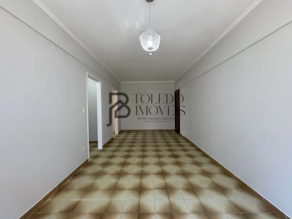 Imagem Apartamento 01 dormitório em prédio frente mar na Ocian, com VISTA MAR