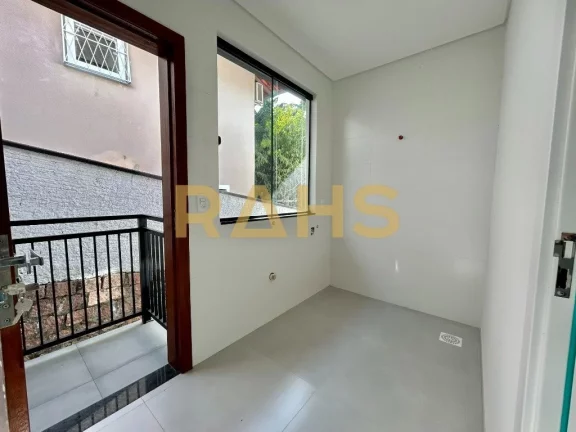 Imagem Linda casa recém construída com 1 suíte e 2 quartos, sacada com churrasqueira e 2 vagas de garage...