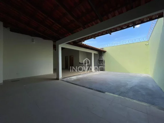 Imagem Casa com 4 dormitórios à venda, 280 m² por R$ 580.000,00 - Jardim Leonora - Itumbiara/GO