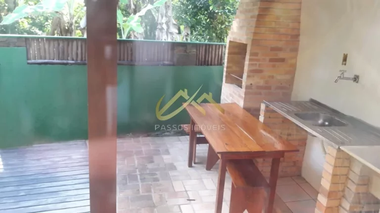 Imagem ÓTIMAS CASINHAS EM UMA PRAIA PARADISIACA, CHEGA DE BARCO OU TRILHA...