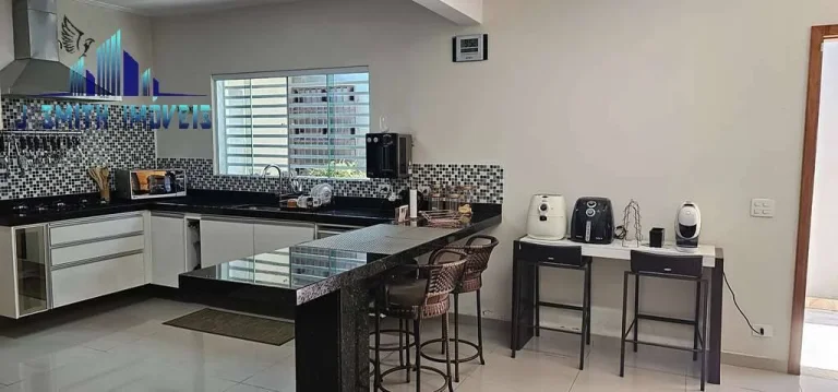 Imagem Casa IMPECÁVEL na Granja Viana - 3 suítes, contemporânea e integrada