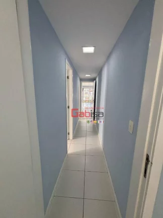 Imagem Apartamento com 3 dormitórios à venda, 143 m² por R$ 1.500.000,00 - Praia do Forte - Cabo Frio/RJ