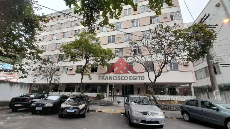 Imagem Apartamento com sala dois quartos,cozinha,wc social ,area de serviço e dependência completa,com vaga de garagem