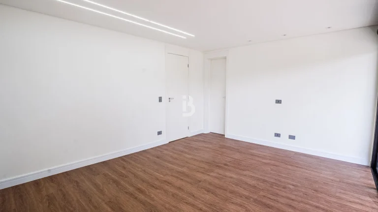 Imagem Casa em Condomínio em Santa Cândida, Curitiba/PR