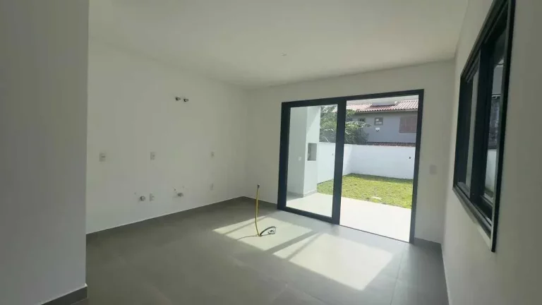 Imagem Casa com 3 suítes e 1 vaga garagem - Campeche | Florianópolis/SC