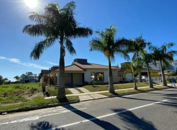 Imagem Casa com 3 dormitórios para alugar, 220 m² por R$ 18.000,00/mês - Jurerê Internacional - Florianópolis/SC