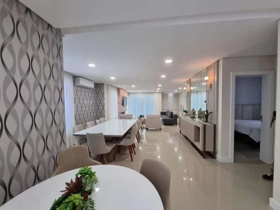 Imagem Linda Casa Alto Padrão de 460m2 à Venda, 4 Suítes, Bairro Pedra Branca em Palhoça, SC.