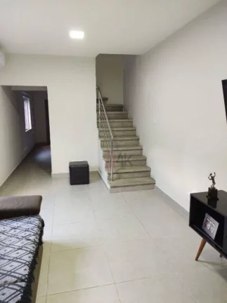 Imagem Sobrado Reformado com 210m² no Campo Belo.