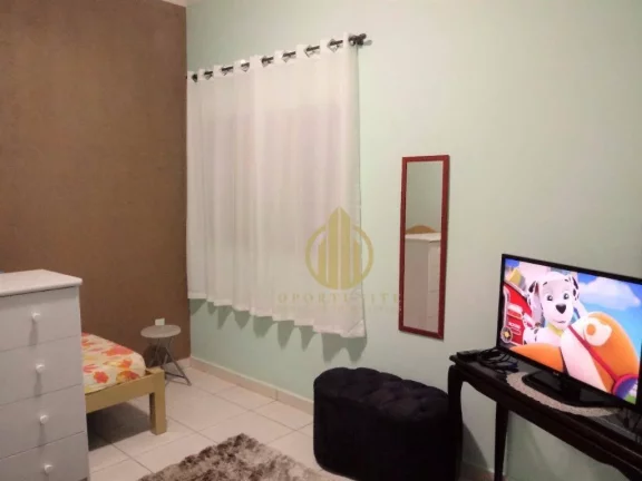 Imagem Casa residencial de três dormitórios com suíte