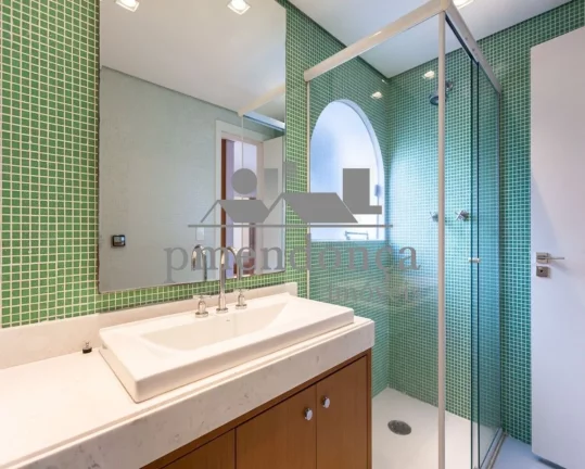 Imagem Apartamento na Vila Madalena com 2 suítes e 3 vagas, 216m²