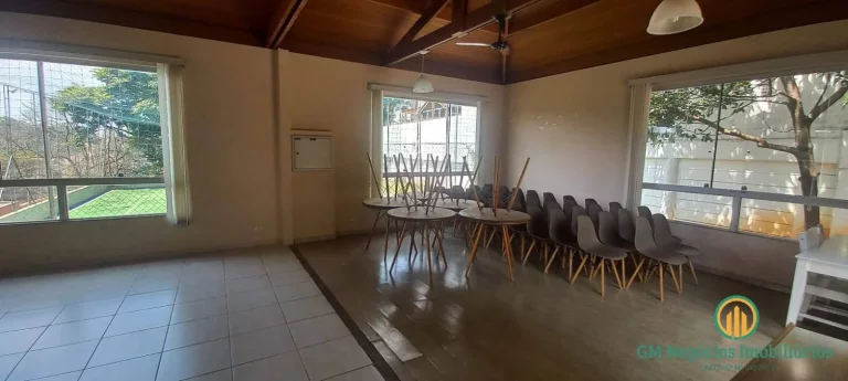 Imagem Linda casa 3 dormitórios, sendo 1 suíte com closet em condomínio com lazer
